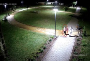 Hajdúhadházi boltból készpénzt loptak