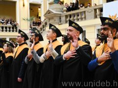 Új orvosdoktorokat avattak a Debreceni Egyetemen