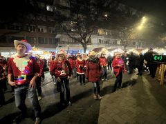 Karácsonyi táncos flashmob Debrecenben