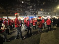 Karácsonyi táncos flashmob Debrecenben