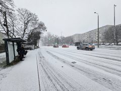 Végre itt az igazi tél: behavazódott Debrecen