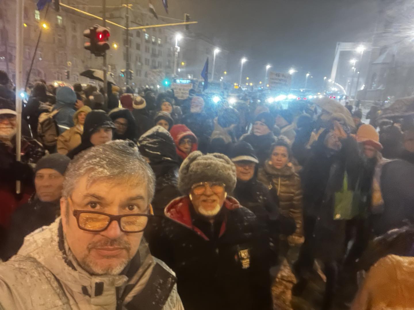 Hadházy Ákos tüntet