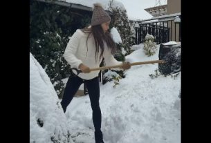 Így lapátolja a havat Gelencsér Timi