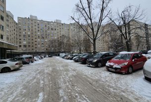 Jeges utak Debrecenben - korcsolyapálya és sípálya