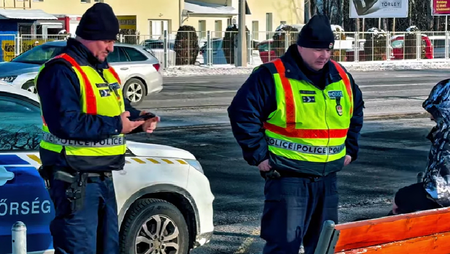 Járják a várost a debreceni rendőrök