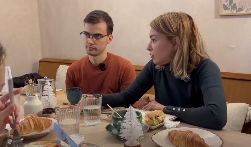 Debreceni fiatalokkal beszélgetett Tompa Enikő