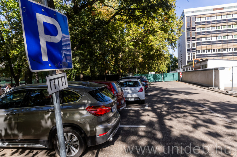 Változik a parkolási rend a Debreceni Egyetemen