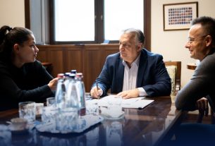 Orbán Viktor Gáspár Evelinnel indul országjárásra