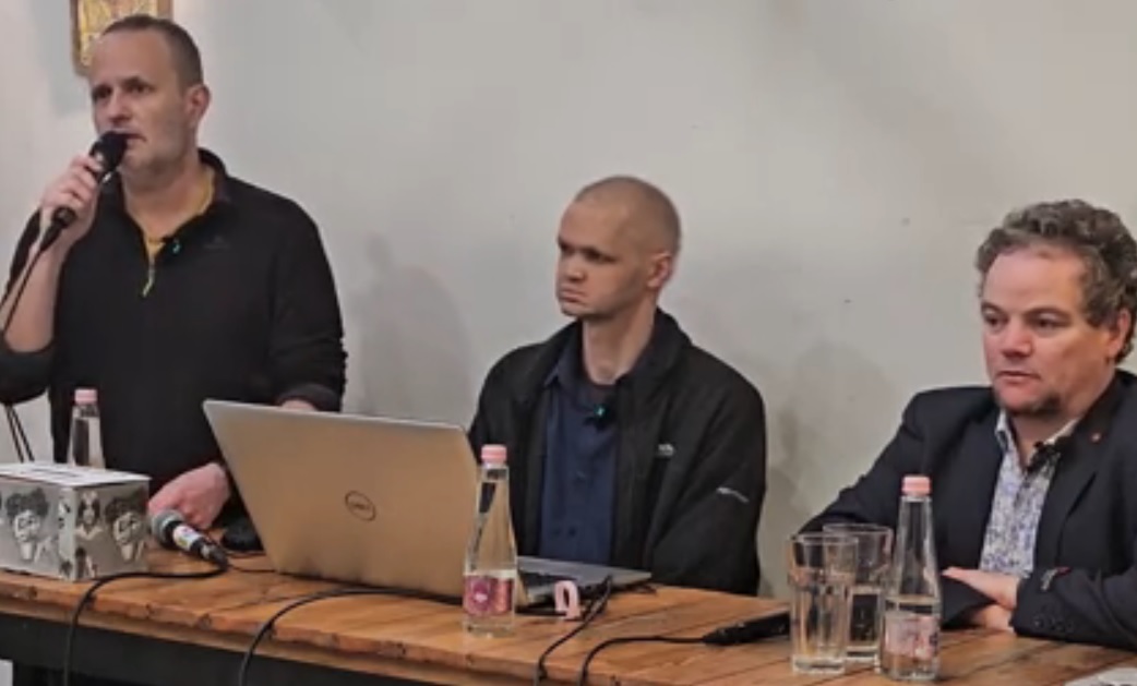 Beszélgetés a Malterben a debreceni tömegközlekedésről