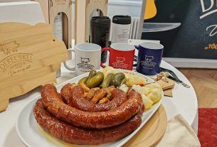 Derecskei páratlan kolbász