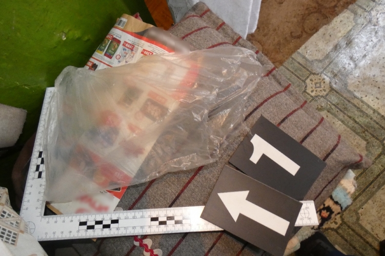 Ereszcsatorna javítás ürügyén loptak el 500 ezer forintot egy 83 éves körösszakáli nénitől román férfiak