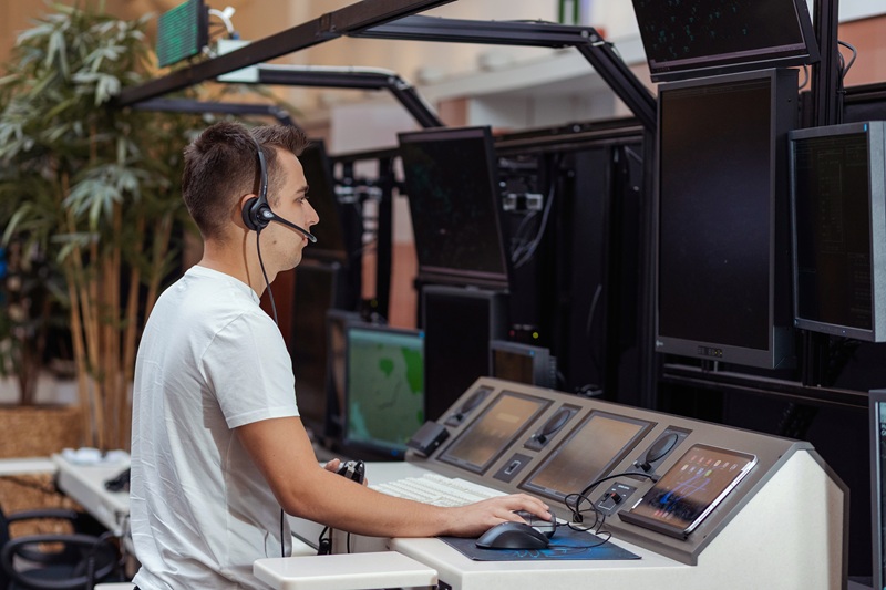 Légiforgalmi irányító