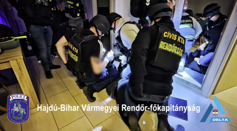 Debreceni albérletében ütöttek rajta a nigériai állampolgáron