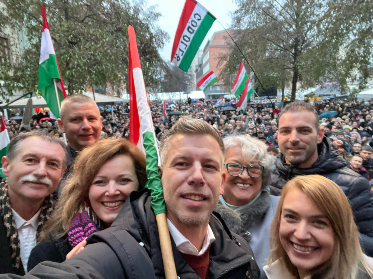 Magyar Péter és a hajdú-bihari tiszás jelöltek