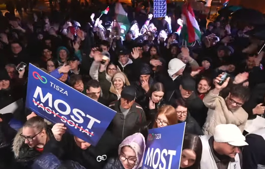 Magyar Péter és a tiszások Hajdúböszörményben