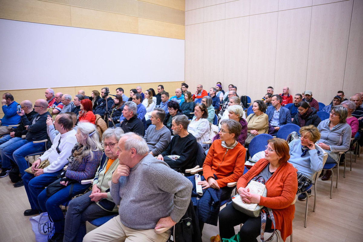 Lakossági fórumot tartott Debrecenben a Mi Hazánk