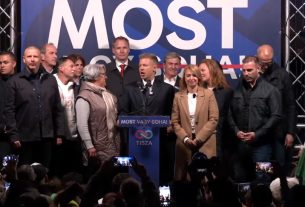 A Tisza Párt kampányzáró rendezvénye Debrecenben