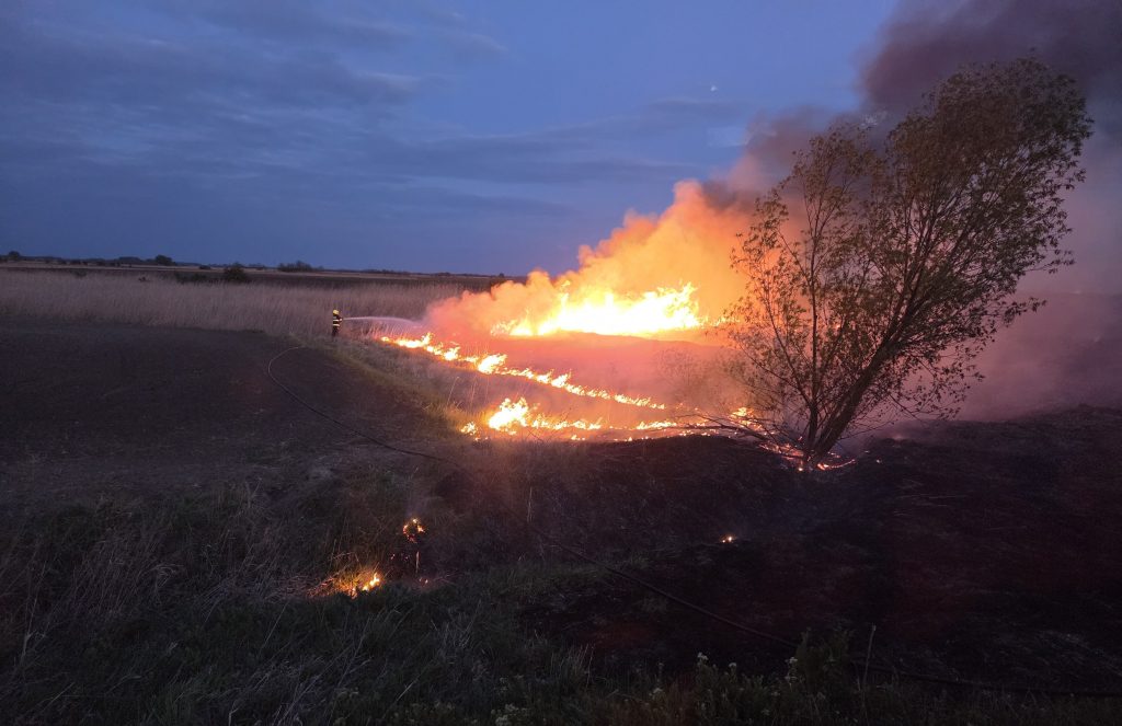 Felcsaptak a lángok Hajdú-Biharban