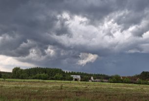 Zivatarfelhő - cumulonimbus Téglásnál