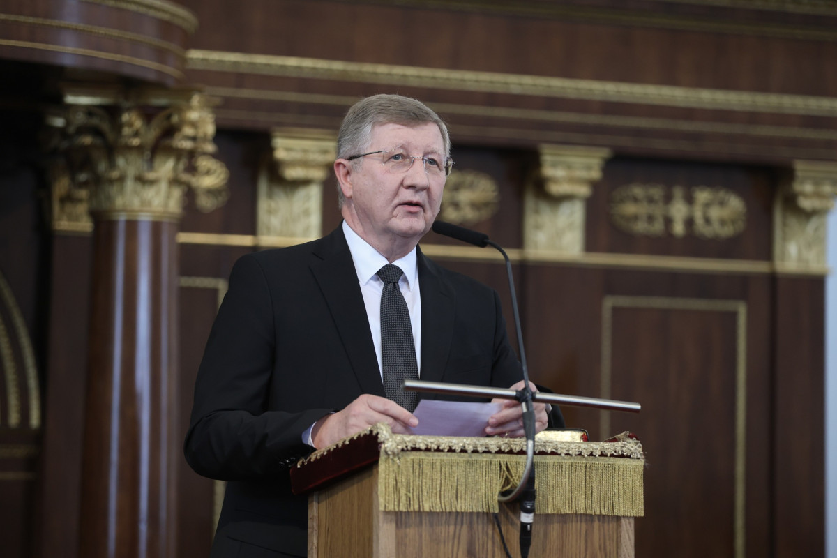 Fekete Károly