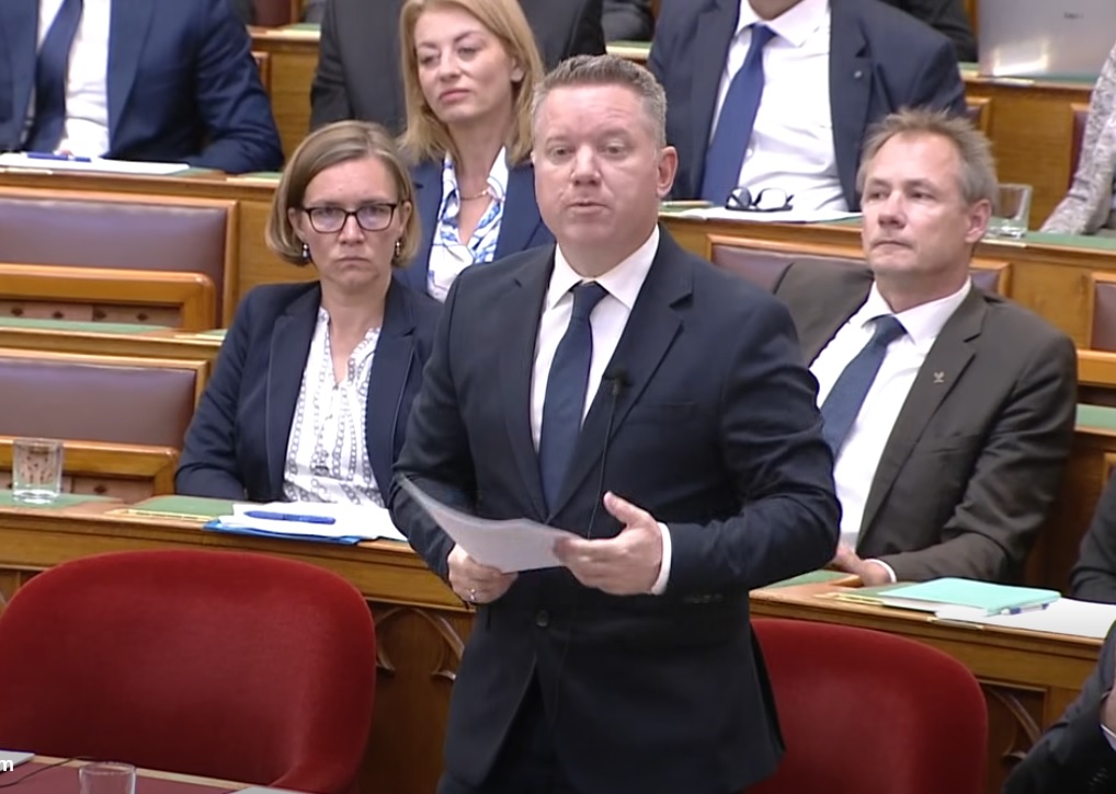 Pósfai Gábor