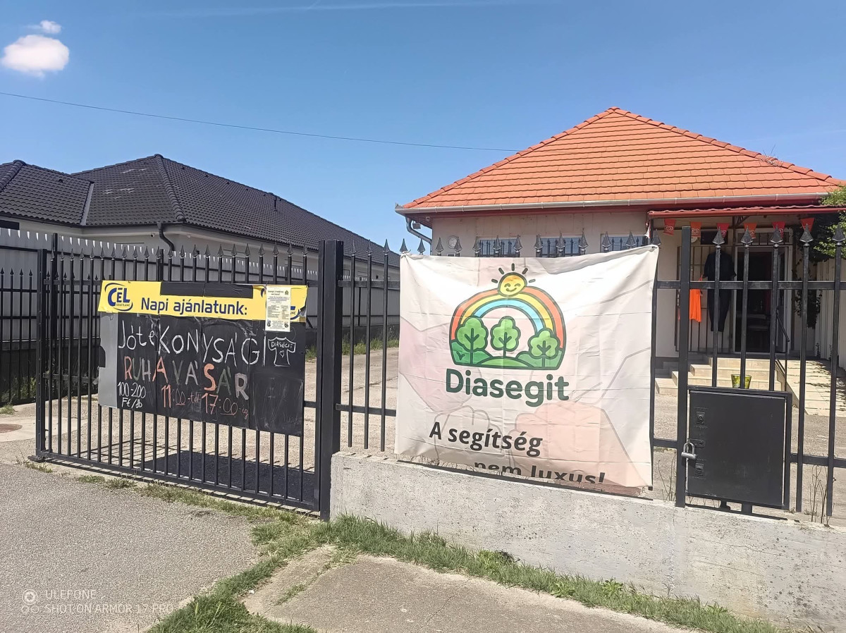A debreceni Diasegít Egyesület jótékonysági vására