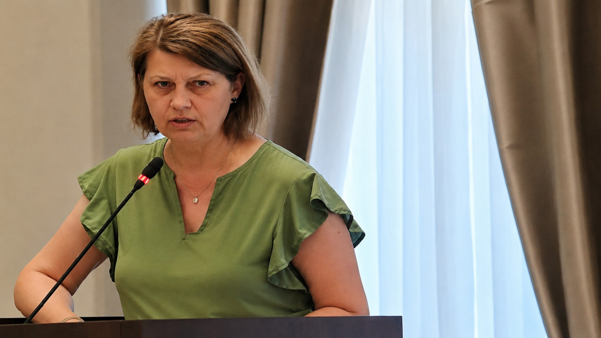 Kozma Éva a debreceni közgyűlésen