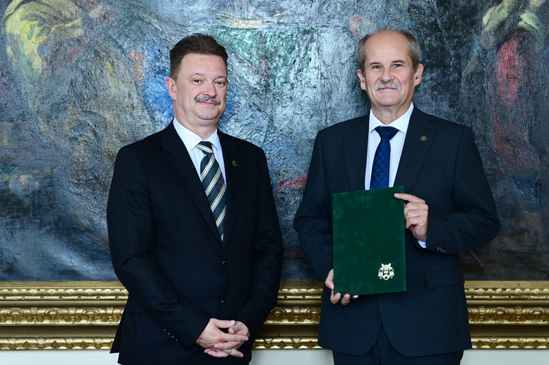 Új vezetőket neveztek ki a Debreceni Egyetemen