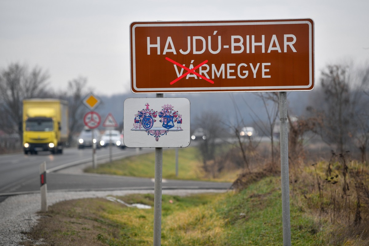 Visszaállítják a megyéket a vármegyék helyett
