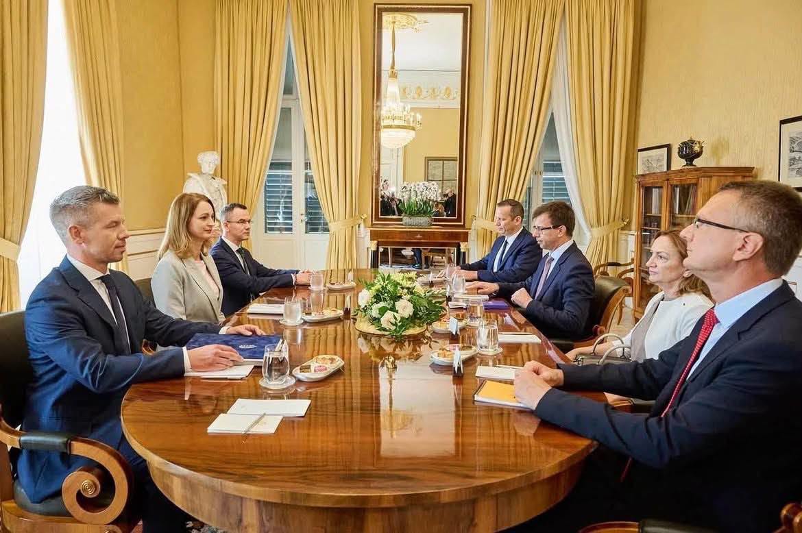 Magyar Péter az energiaválságról egyeztet