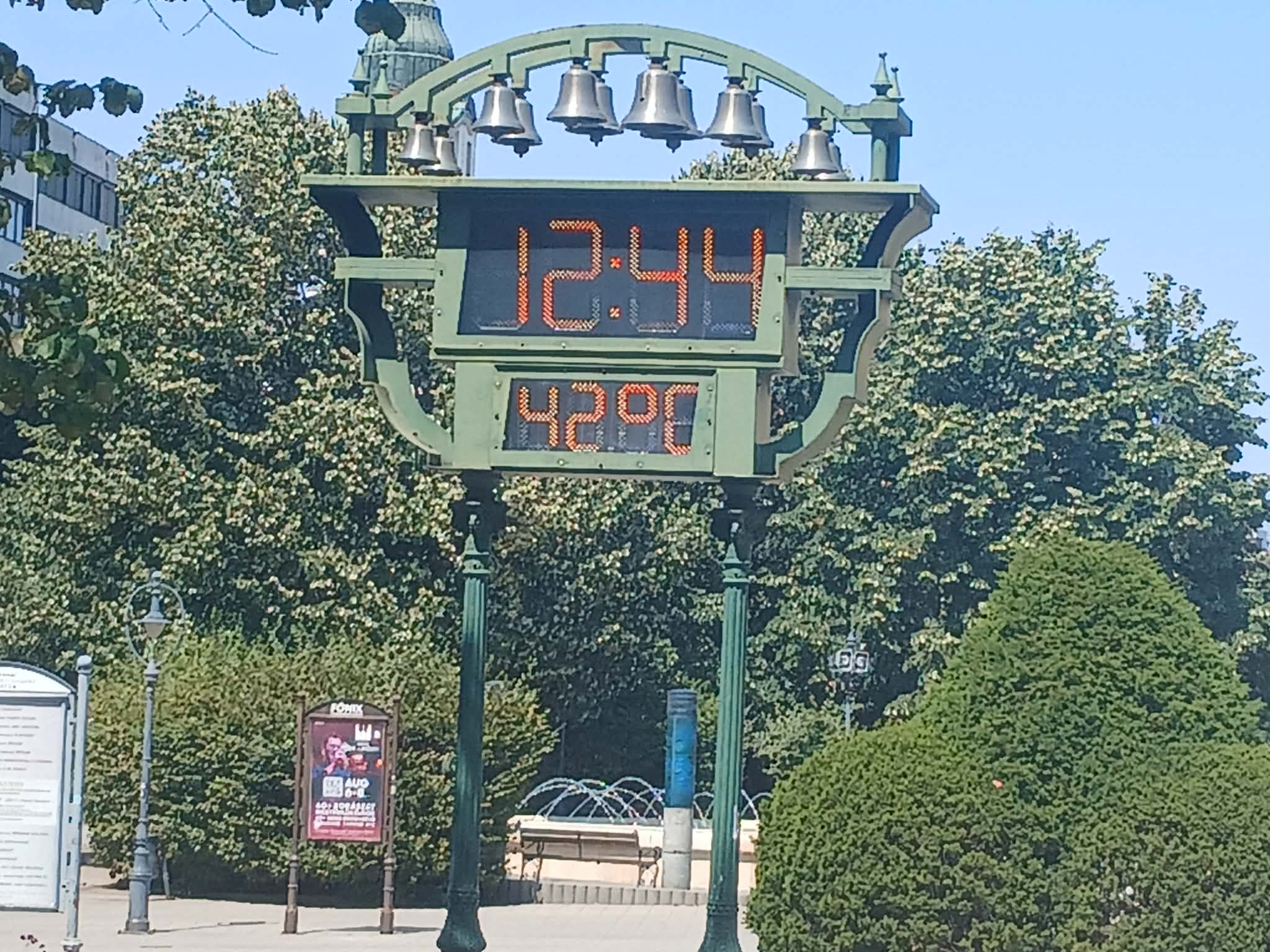 42 fok Debrecenben