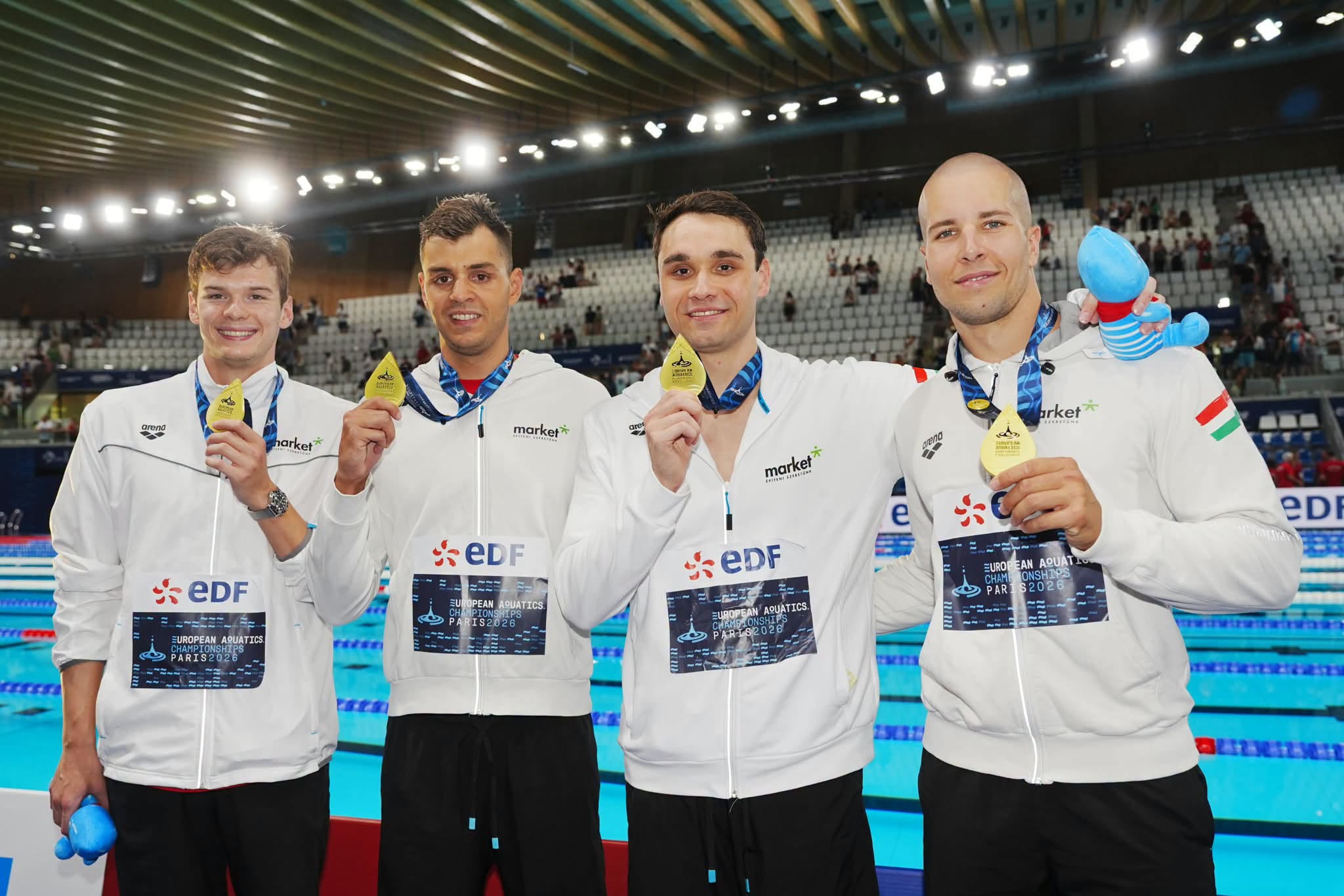 Országos csúccsal aranyérmes a 4x100 méteres férfi gyorsváltó a vizes Eb-n