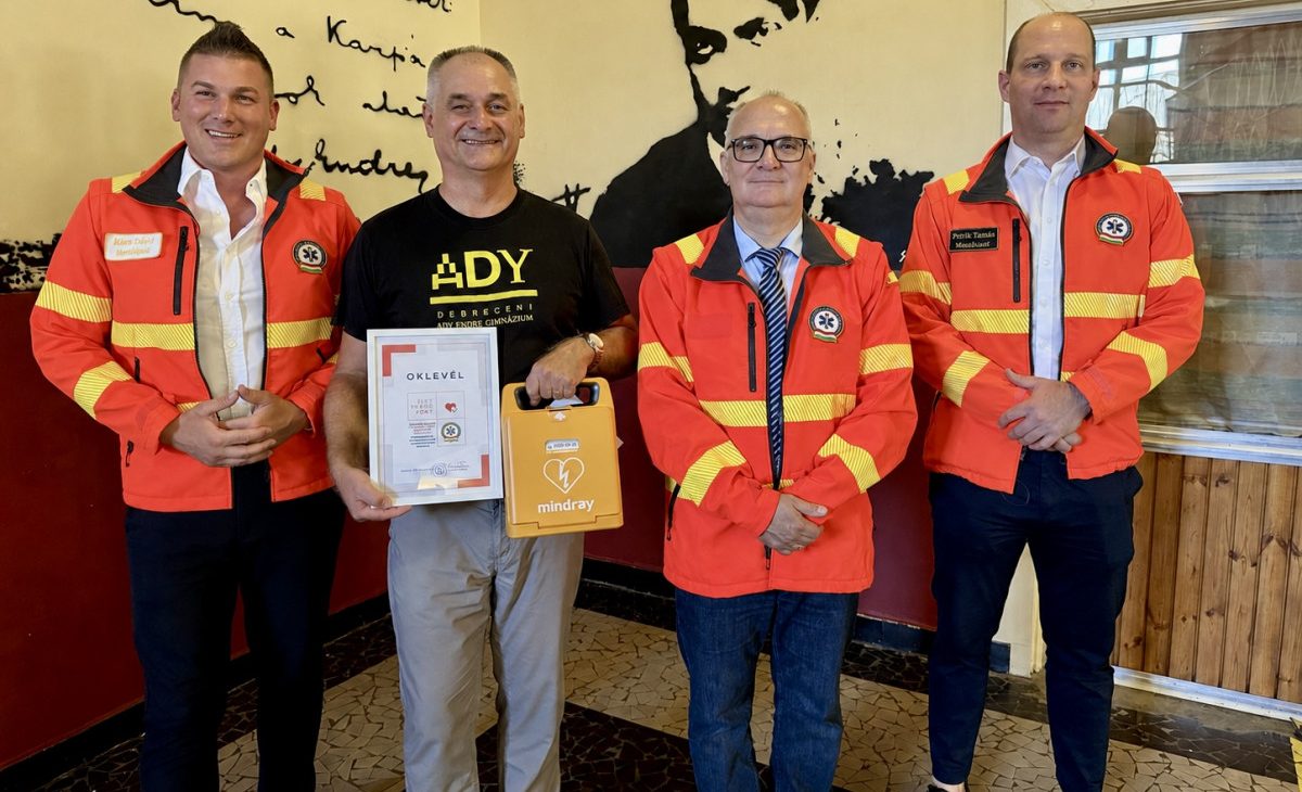 Élet Mentő Pont lett a Debreceni Ady Endre Gimnázium