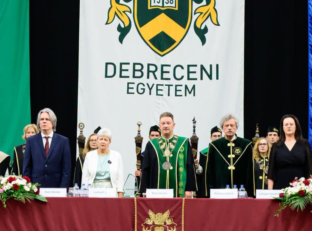Lannert Judit a Debreceni Egyetem évnyitóján