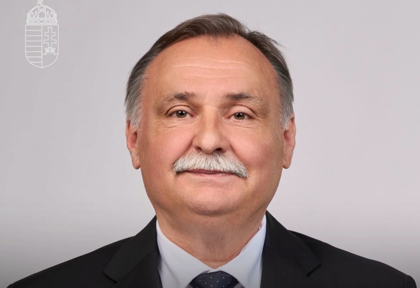 Gajdos László