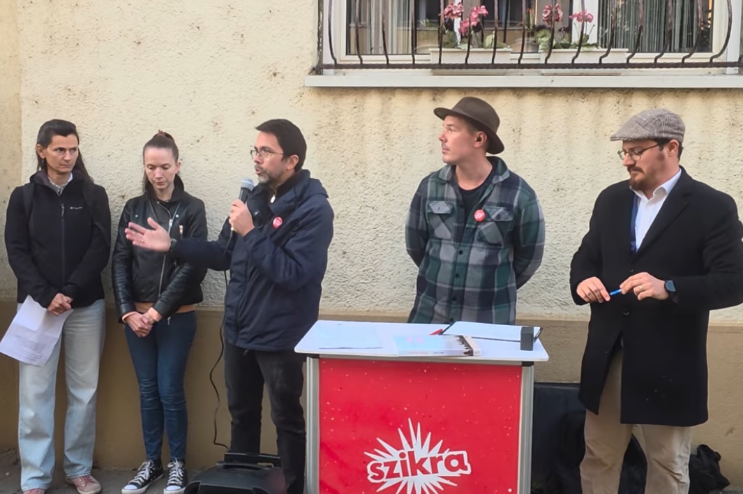 Tiltakozás a Fórum 2 ellen