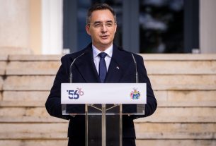 Papp László